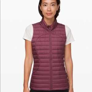 Lululemon Pack it Down Vest Plumful size 4 nwot jogging running workout jacket